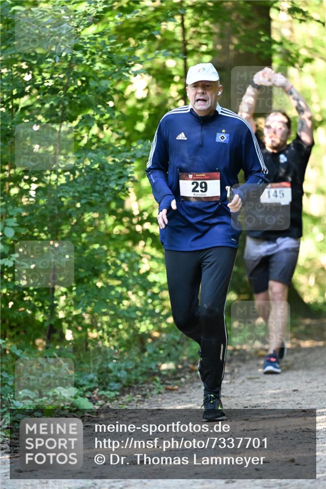 06.10.2024 - Bramfelder Halbmarathon 2024 Dr. Thomas Lammeyer http://msf.ph/oto/7337701 06.10.2024 10:22:40 Laufen 29, 25, 145 meine-sportfotos.de