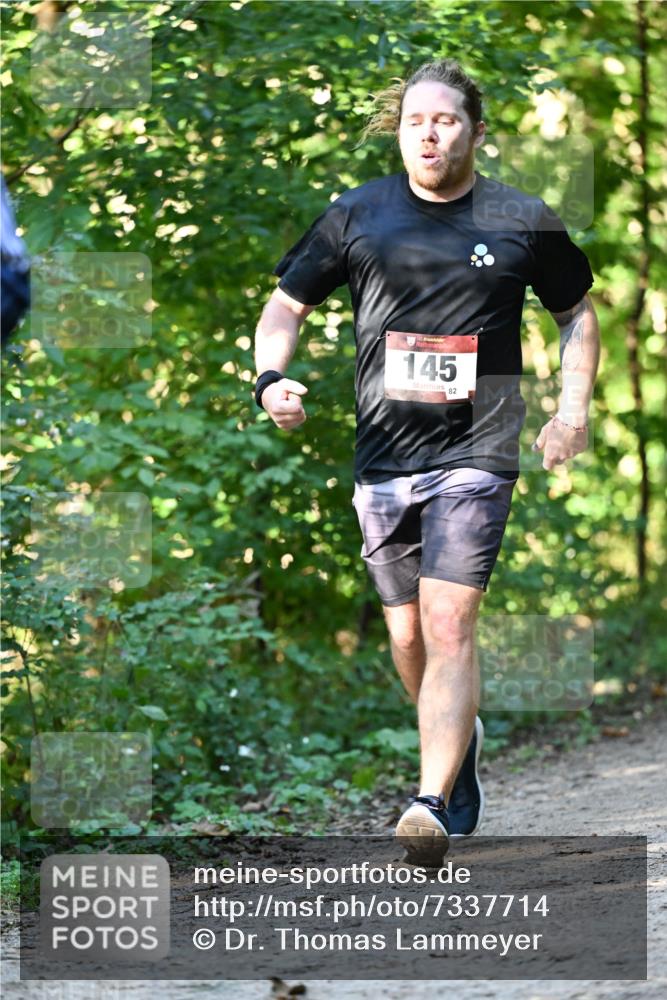 06.10.2024 - Bramfelder Halbmarathon 2024 Dr. Thomas Lammeyer http://msf.ph/oto/7337714 06.10.2024 10:22:42 Laufen 31, 145, 82 meine-sportfotos.de