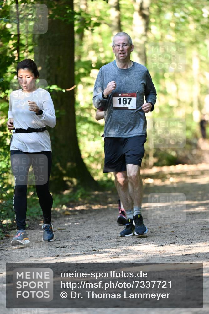 06.10.2024 - Bramfelder Halbmarathon 2024 Dr. Thomas Lammeyer http://msf.ph/oto/7337721 06.10.2024 10:22:52 Laufen 167, 49 meine-sportfotos.de