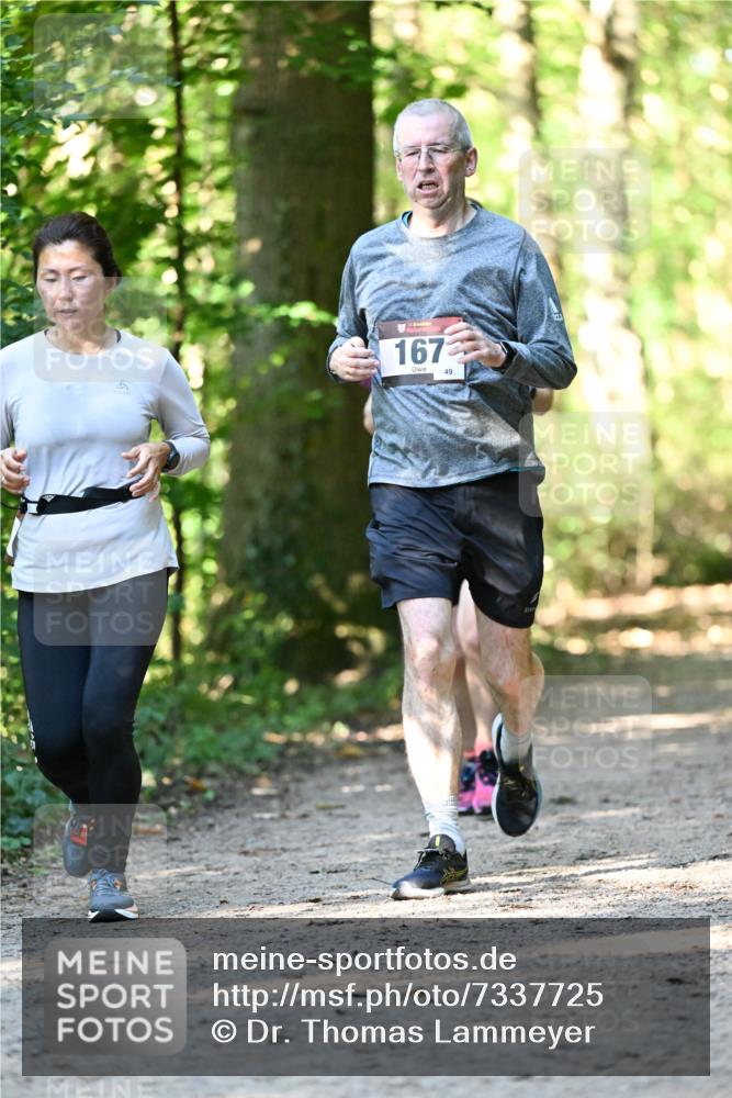 06.10.2024 - Bramfelder Halbmarathon 2024 Dr. Thomas Lammeyer http://msf.ph/oto/7337725 06.10.2024 10:22:52 Laufen 167, 49, 03 meine-sportfotos.de