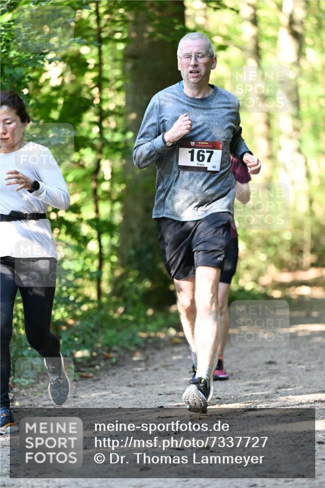 06.10.2024 - Bramfelder Halbmarathon 2024 Dr. Thomas Lammeyer http://msf.ph/oto/7337727 06.10.2024 10:22:52 Laufen 167, 49 meine-sportfotos.de