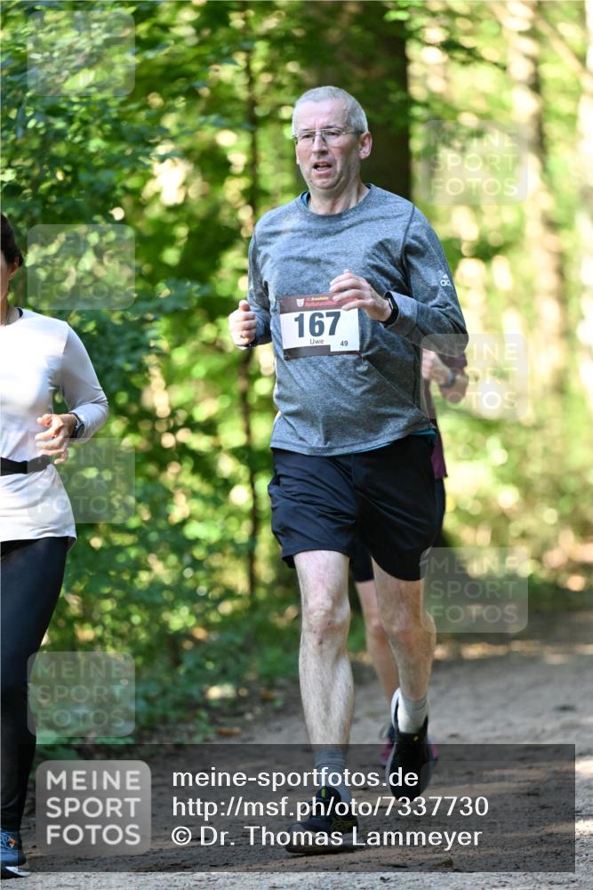 06.10.2024 - Bramfelder Halbmarathon 2024 Dr. Thomas Lammeyer http://msf.ph/oto/7337730 06.10.2024 10:22:53 Laufen 167, 49 meine-sportfotos.de
