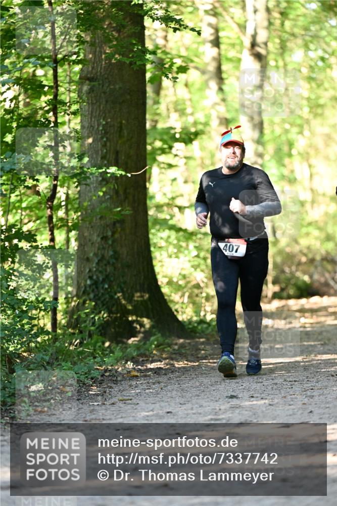 06.10.2024 - Bramfelder Halbmarathon 2024 Dr. Thomas Lammeyer http://msf.ph/oto/7337742 06.10.2024 10:22:59 Laufen 407 meine-sportfotos.de