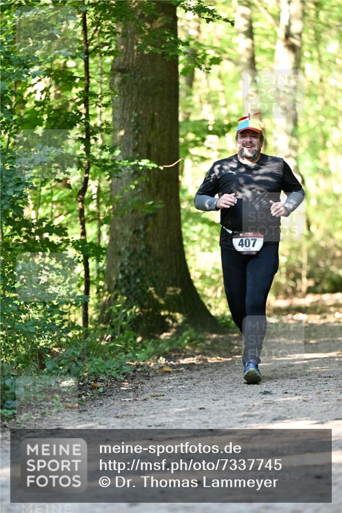 06.10.2024 - Bramfelder Halbmarathon 2024 Dr. Thomas Lammeyer http://msf.ph/oto/7337745 06.10.2024 10:22:59 Laufen 407 meine-sportfotos.de