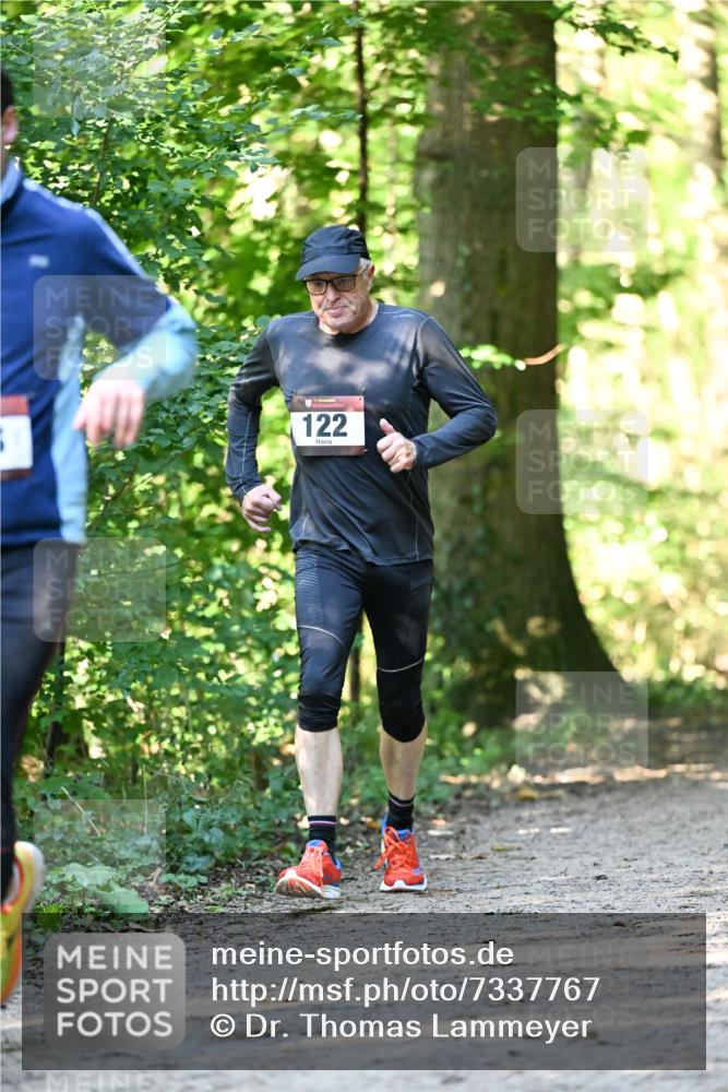 06.10.2024 - Bramfelder Halbmarathon 2024 Dr. Thomas Lammeyer http://msf.ph/oto/7337767 06.10.2024 10:23:11 Laufen 122 meine-sportfotos.de