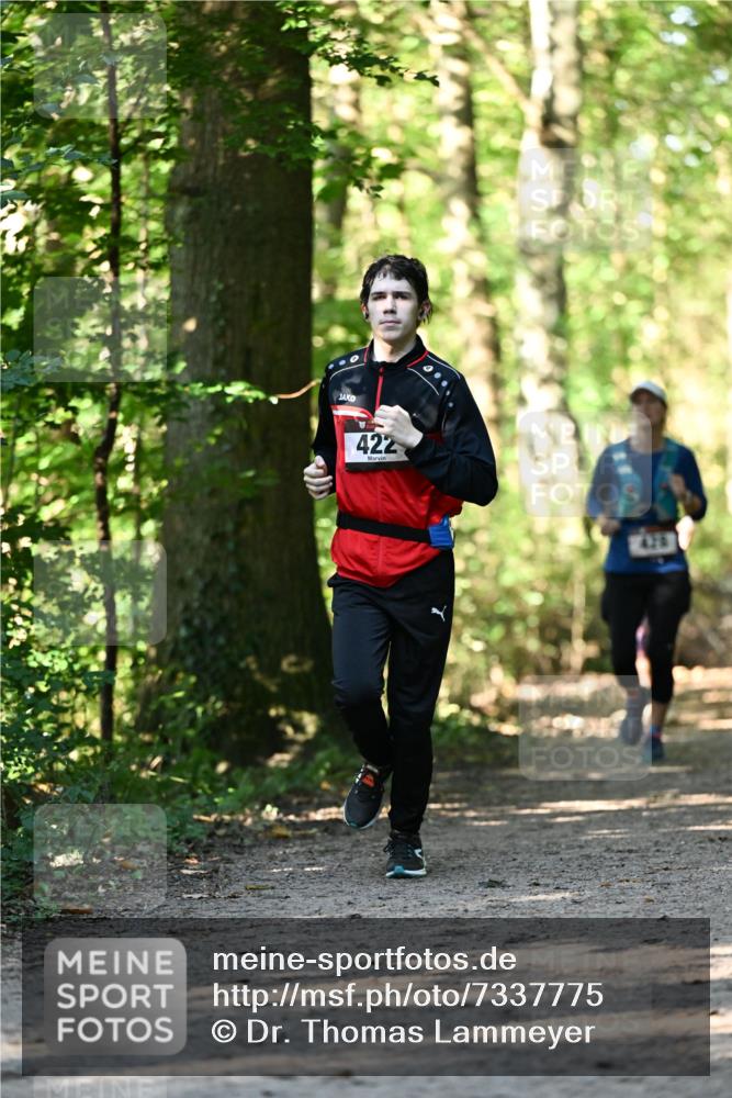 06.10.2024 - Bramfelder Halbmarathon 2024 Dr. Thomas Lammeyer http://msf.ph/oto/7337775 06.10.2024 10:23:13 Laufen 422 meine-sportfotos.de