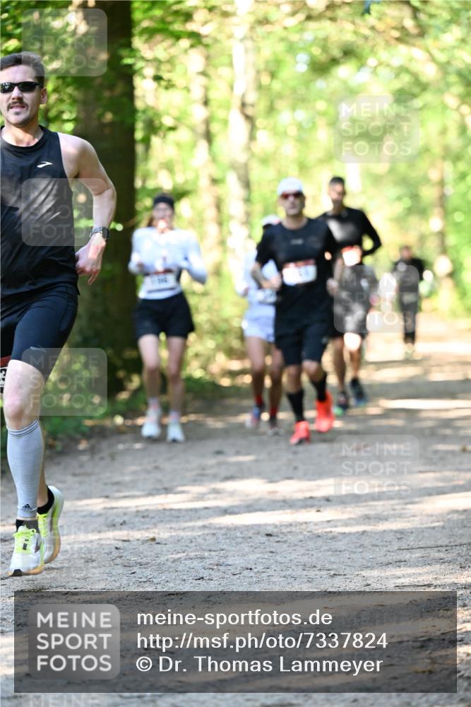 06.10.2024 - Bramfelder Halbmarathon 2024 Dr. Thomas Lammeyer http://msf.ph/oto/7337824 06.10.2024 10:23:27 Laufen  meine-sportfotos.de