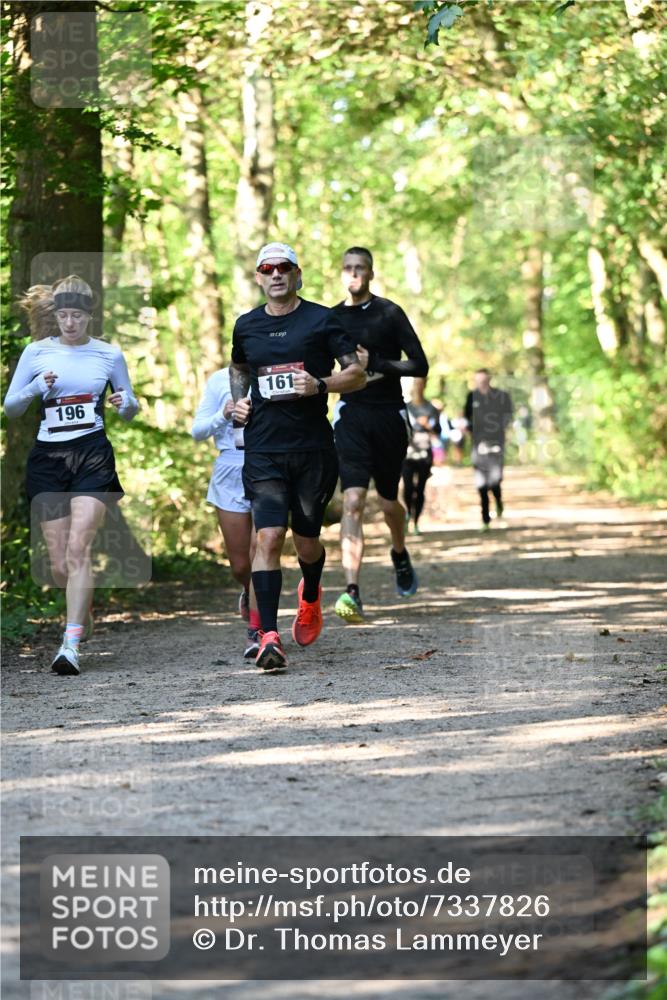 06.10.2024 - Bramfelder Halbmarathon 2024 Dr. Thomas Lammeyer http://msf.ph/oto/7337826 06.10.2024 10:23:28 Laufen 196, 161 meine-sportfotos.de
