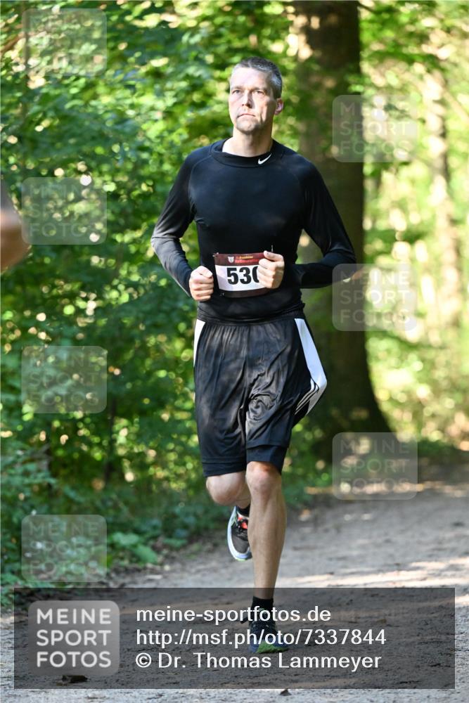 06.10.2024 - Bramfelder Halbmarathon 2024 Dr. Thomas Lammeyer http://msf.ph/oto/7337844 06.10.2024 10:23:31 Laufen 530 meine-sportfotos.de