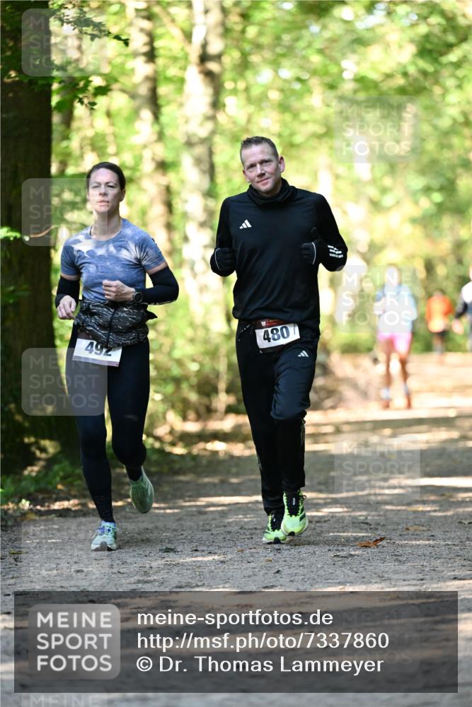 06.10.2024 - Bramfelder Halbmarathon 2024 Dr. Thomas Lammeyer http://msf.ph/oto/7337860 06.10.2024 10:23:36 Laufen 492, 480 meine-sportfotos.de