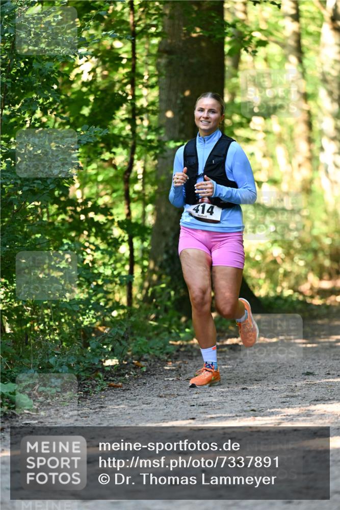 06.10.2024 - Bramfelder Halbmarathon 2024 Dr. Thomas Lammeyer http://msf.ph/oto/7337891 06.10.2024 10:23:47 Laufen 414 meine-sportfotos.de