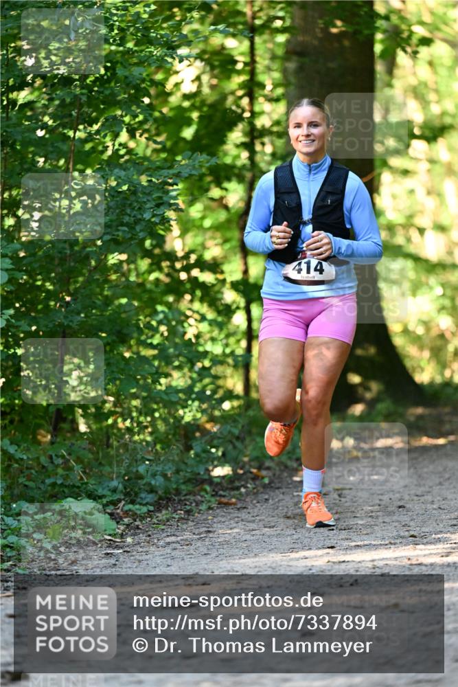06.10.2024 - Bramfelder Halbmarathon 2024 Dr. Thomas Lammeyer http://msf.ph/oto/7337894 06.10.2024 10:23:47 Laufen 414 meine-sportfotos.de