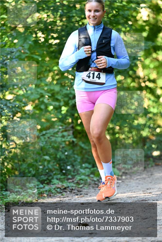 06.10.2024 - Bramfelder Halbmarathon 2024 Dr. Thomas Lammeyer http://msf.ph/oto/7337903 06.10.2024 10:23:48 Laufen 414 meine-sportfotos.de