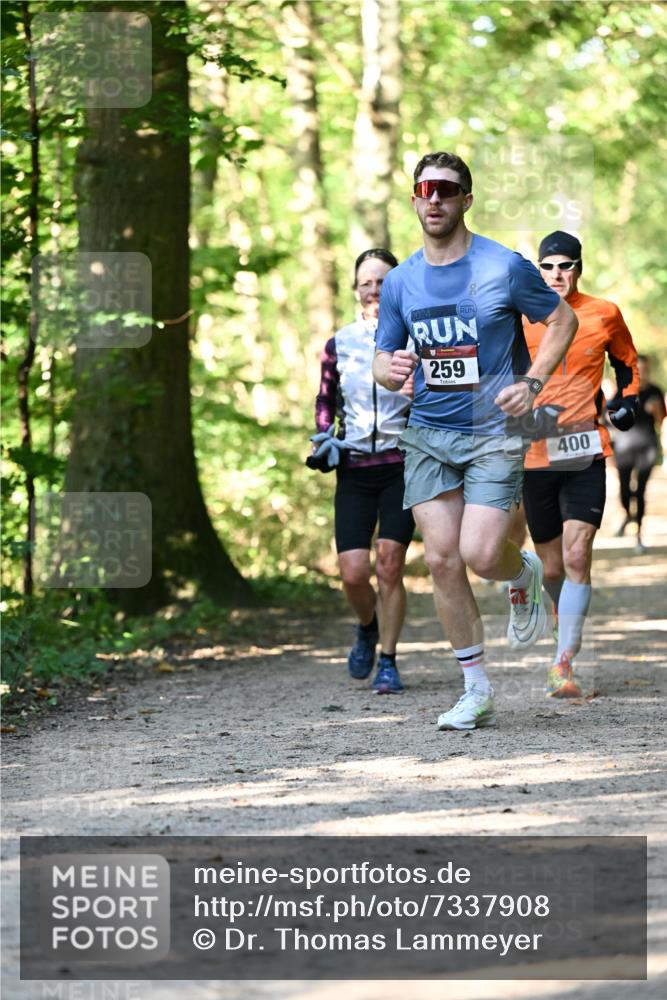 06.10.2024 - Bramfelder Halbmarathon 2024 Dr. Thomas Lammeyer http://msf.ph/oto/7337908 06.10.2024 10:24:02 Laufen 2024, 259, 400 meine-sportfotos.de