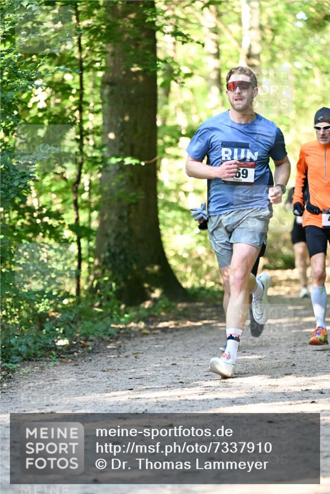 06.10.2024 - Bramfelder Halbmarathon 2024 Dr. Thomas Lammeyer http://msf.ph/oto/7337910 06.10.2024 10:24:02 Laufen 2024, 69 meine-sportfotos.de