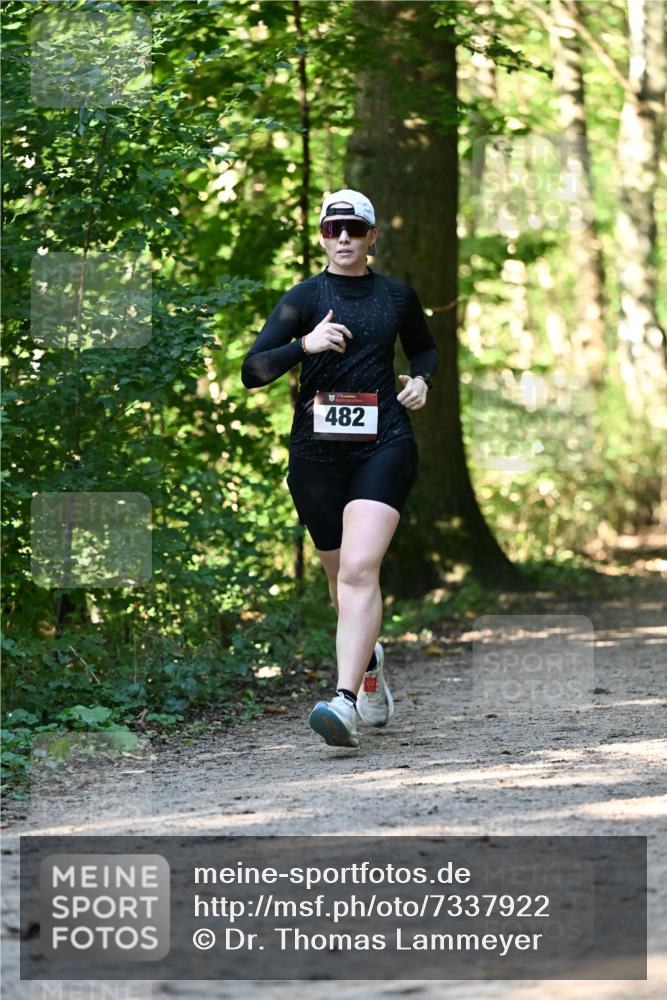 06.10.2024 - Bramfelder Halbmarathon 2024 Dr. Thomas Lammeyer http://msf.ph/oto/7337922 06.10.2024 10:24:07 Laufen 482 meine-sportfotos.de