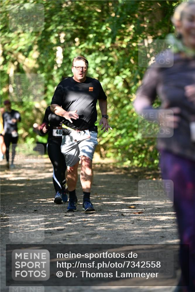 06.10.2024 - Bramfelder Halbmarathon 2024 Dr. Thomas Lammeyer http://msf.ph/oto/7342558 06.10.2024 10:53:34 Laufen 48 meine-sportfotos.de