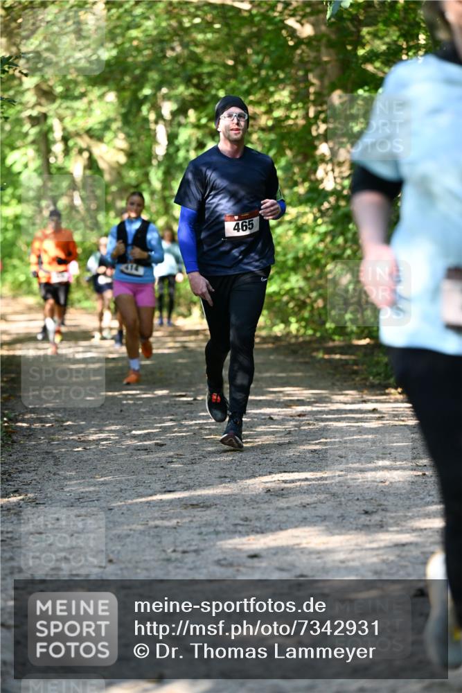 06.10.2024 - Bramfelder Halbmarathon 2024 Dr. Thomas Lammeyer http://msf.ph/oto/7342931 06.10.2024 10:54:11 Laufen 465 meine-sportfotos.de