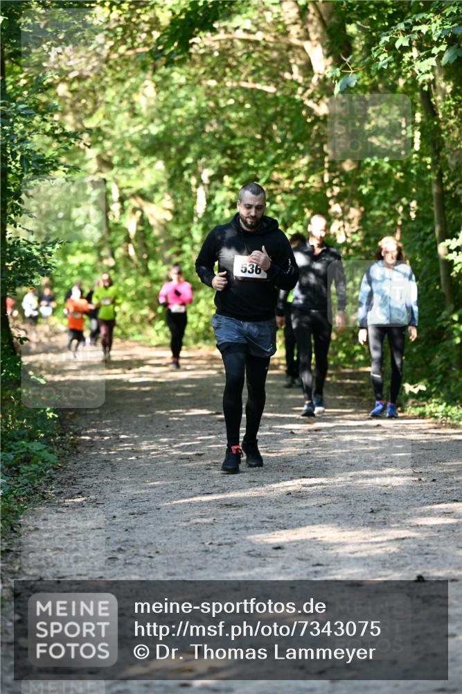06.10.2024 - Bramfelder Halbmarathon 2024 Dr. Thomas Lammeyer http://msf.ph/oto/7343075 06.10.2024 10:54:28 Laufen 536 meine-sportfotos.de