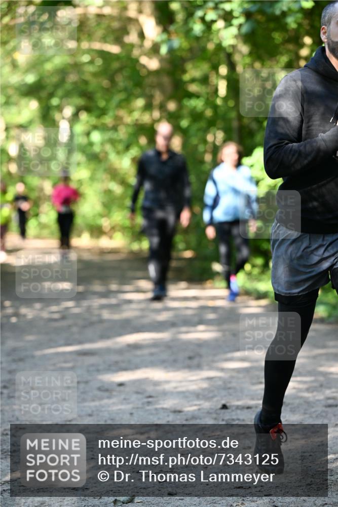 06.10.2024 - Bramfelder Halbmarathon 2024 Dr. Thomas Lammeyer http://msf.ph/oto/7343125 06.10.2024 10:54:31 Laufen  meine-sportfotos.de