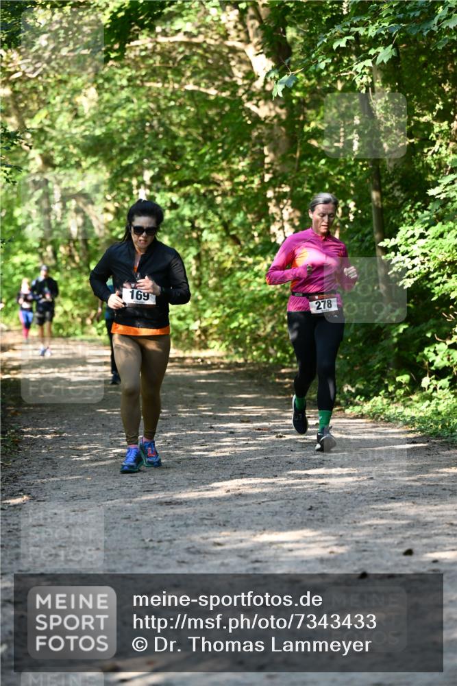 06.10.2024 - Bramfelder Halbmarathon 2024 Dr. Thomas Lammeyer http://msf.ph/oto/7343433 06.10.2024 10:56:27 Laufen 169, 278 meine-sportfotos.de