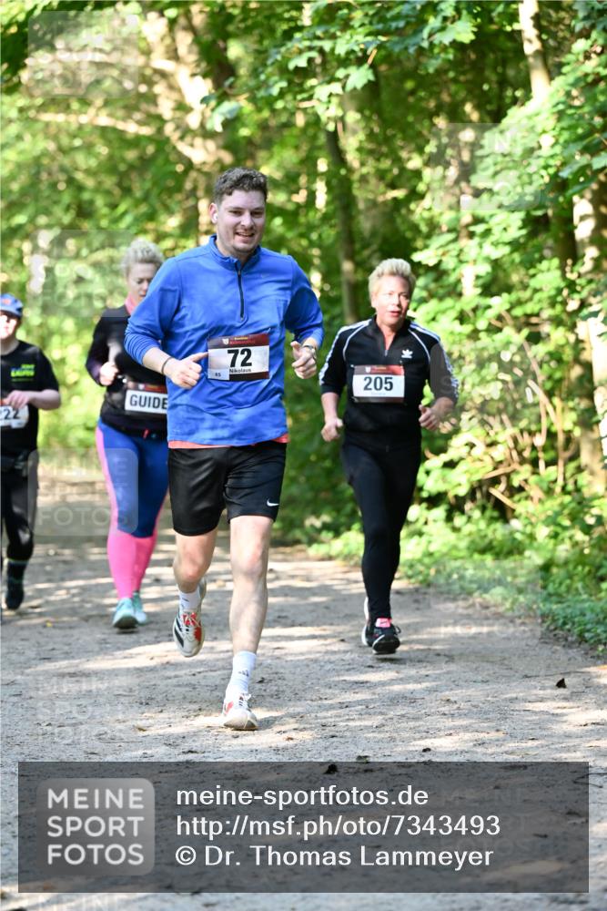 06.10.2024 - Bramfelder Halbmarathon 2024 Dr. Thomas Lammeyer http://msf.ph/oto/7343493 06.10.2024 10:56:55 Laufen 22, 85, 72, 205 meine-sportfotos.de