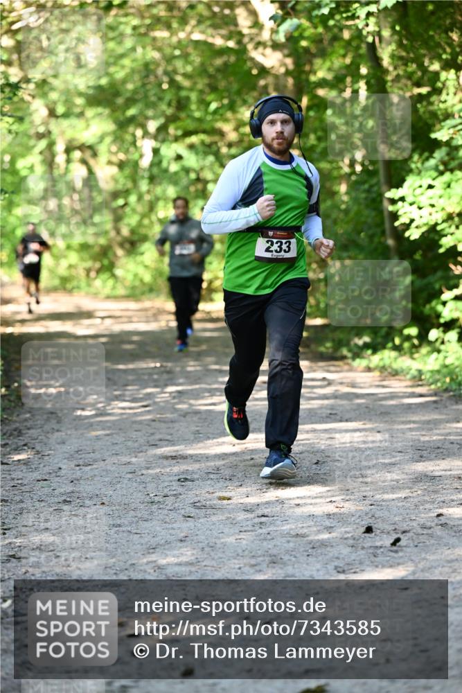 06.10.2024 - Bramfelder Halbmarathon 2024 Dr. Thomas Lammeyer http://msf.ph/oto/7343585 06.10.2024 10:57:36 Laufen 233 meine-sportfotos.de