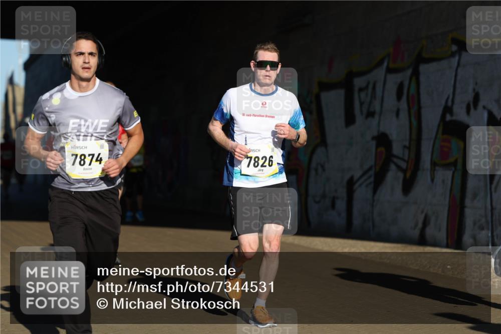06.10.2024 - 19. swb-Marathon Bremen Michael Strokosch http://msf.ph/oto/7344531 06.10.2024 10:13:17 Laufen 18, 7874, 7826 meine-sportfotos.de