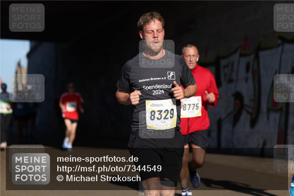 06.10.2024 - 19. swb-Marathon Bremen Michael Strokosch http://msf.ph/oto/7344549 06.10.2024 10:13:22 Laufen 2024, 8329, 8775 meine-sportfotos.de