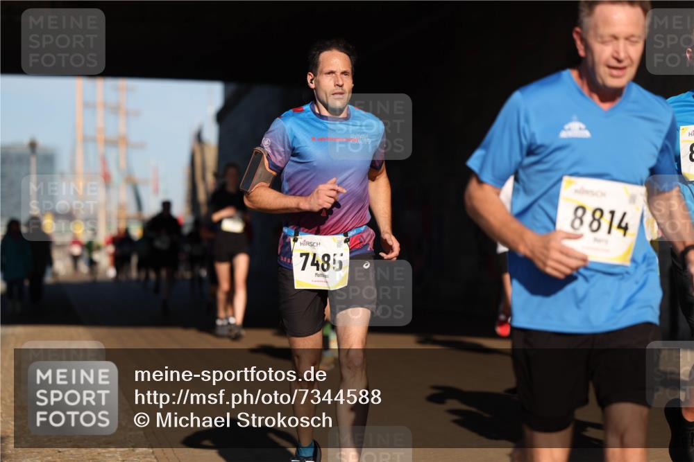 06.10.2024 - 19. swb-Marathon Bremen Michael Strokosch http://msf.ph/oto/7344588 06.10.2024 10:13:30 Laufen 19, 2026, 2024, 7485, 8814 meine-sportfotos.de
