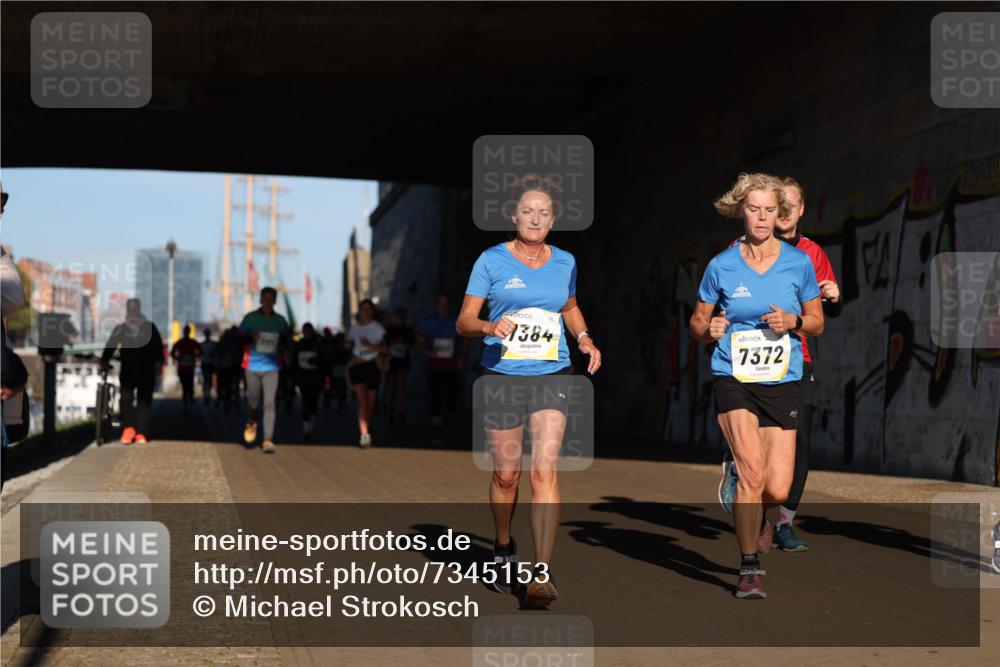 06.10.2024 - 19. swb-Marathon Bremen Michael Strokosch http://msf.ph/oto/7345153 06.10.2024 10:16:12 Laufen 1384, 7372, 14 meine-sportfotos.de