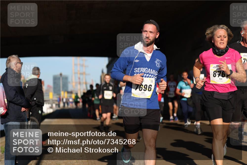 06.10.2024 - 19. swb-Marathon Bremen Michael Strokosch http://msf.ph/oto/7345268 06.10.2024 10:16:38 Laufen 7696, 876 meine-sportfotos.de
