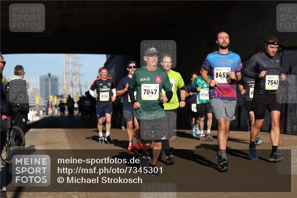 06.10.2024 - 19. swb-Marathon Bremen Michael Strokosch http://msf.ph/oto/7345301 06.10.2024 10:16:44 Laufen 9119, 7947, 8306, 8459, 7546, 20, 8 meine-sportfotos.de