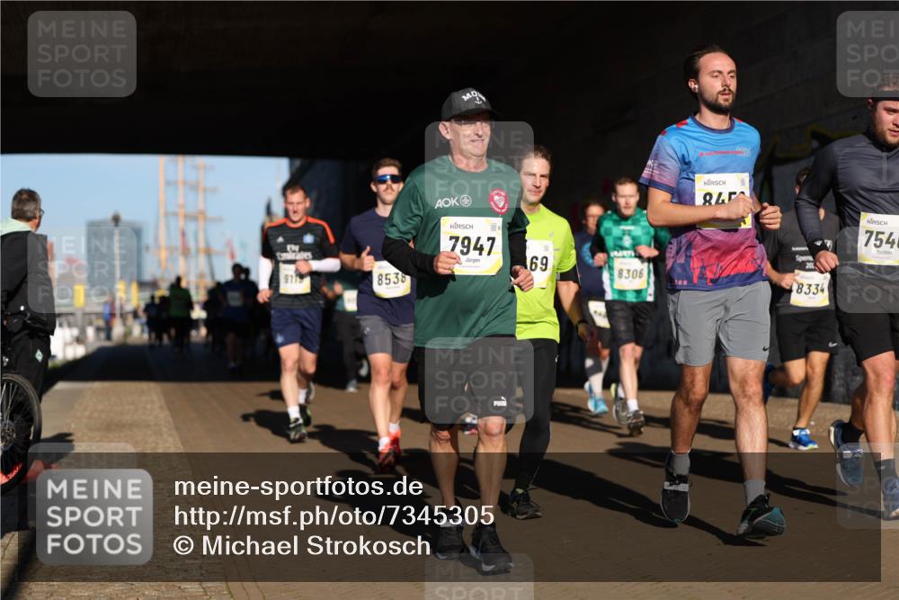 06.10.2024 - 19. swb-Marathon Bremen Michael Strokosch http://msf.ph/oto/7345305 06.10.2024 10:16:44 Laufen 8538, 7947, 69, 69, 8306, 845, 20, 7540, 8334 meine-sportfotos.de