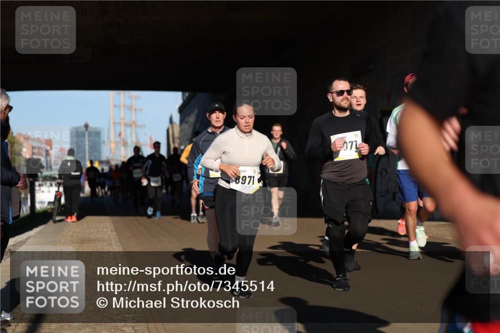 06.10.2024 - 19. swb-Marathon Bremen Michael Strokosch http://msf.ph/oto/7345514 06.10.2024 10:17:28 Laufen 8971, 071 meine-sportfotos.de