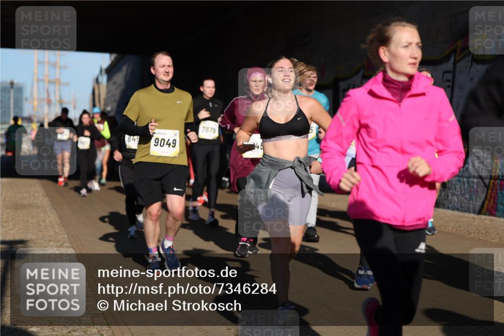 06.10.2024 - 19. swb-Marathon Bremen Michael Strokosch http://msf.ph/oto/7346284 06.10.2024 10:20:13 Laufen 20, 9049, 7679 meine-sportfotos.de