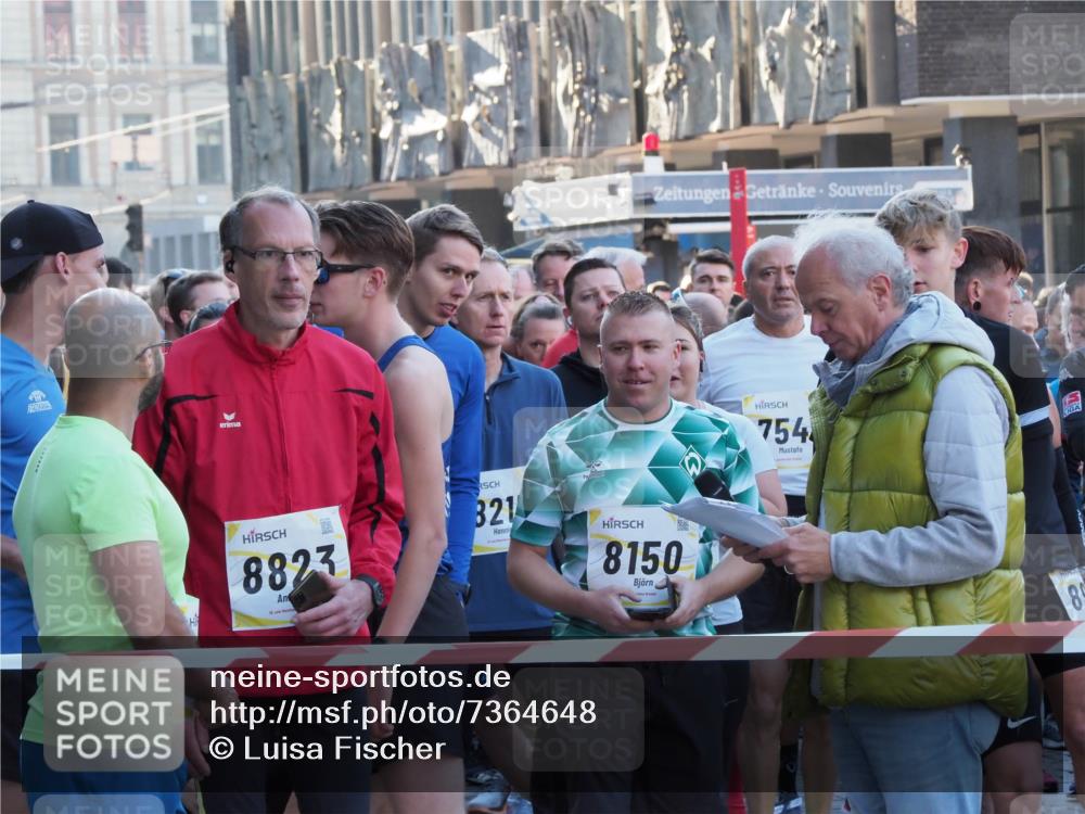 06.10.2024 - 19. swb-Marathon Bremen Luisa Fischer http://msf.ph/oto/7364648 06.10.2024 09:49:03 Allgemein zum Event 8823, 821, 8150, 754, 89 meine-sportfotos.de