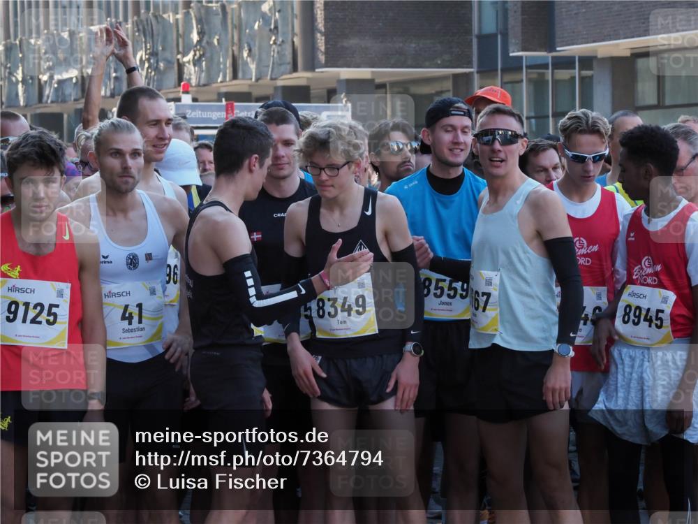 06.10.2024 - 19. swb-Marathon Bremen Luisa Fischer http://msf.ph/oto/7364794 06.10.2024 09:54:18 Allgemein zum Event 9125, 41, 96, 8349, 855967, 8945 meine-sportfotos.de
