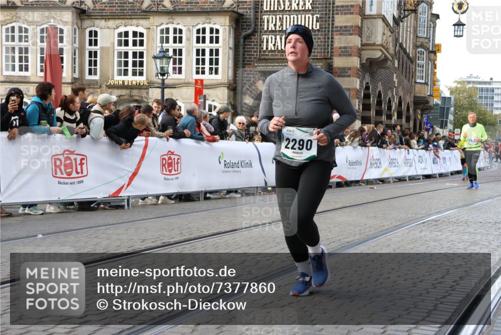 06.10.2024 - 19. swb-Marathon Bremen Strokosch-Dieckow http://msf.ph/oto/7377860 06.10.2024 14:07:33 Ziel 866, 921, 1378, 2290, 2432, 3813, 4079, 4459, 5131, 5132, 5249, 5608, 5655, 5907, 6714 meine-sportfotos.de