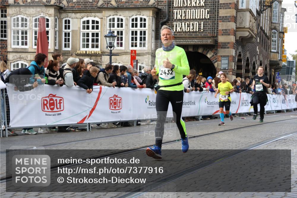 06.10.2024 - 19. swb-Marathon Bremen Strokosch-Dieckow http://msf.ph/oto/7377916 06.10.2024 14:07:38 Ziel 866, 1378, 2432, 3118, 4459, 4513, 5131, 5132, 5249, 5321, 5907, 6714 meine-sportfotos.de