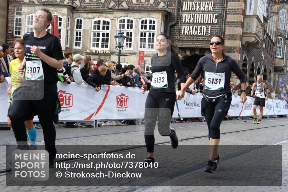 06.10.2024 - 19. swb-Marathon Bremen Strokosch-Dieckow http://msf.ph/oto/7378040 06.10.2024 14:07:42 Ziel 866, 887, 1378, 2432, 3118, 3715, 4459, 4513, 5131, 5132, 5249, 5321, 5907, 6714 meine-sportfotos.de