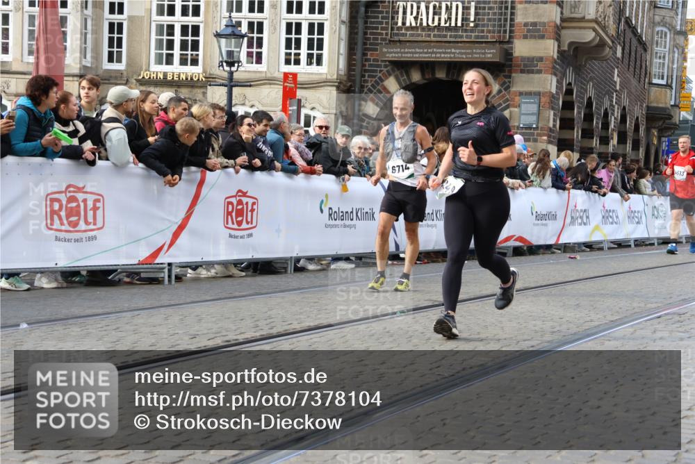 06.10.2024 - 19. swb-Marathon Bremen Strokosch-Dieckow http://msf.ph/oto/7378104 06.10.2024 14:07:45 Ziel 866, 887, 1378, 3118, 3553, 3715, 4047, 4048, 4459, 4513, 5131, 5132, 5249, 5321, 5907, 6714 meine-sportfotos.de