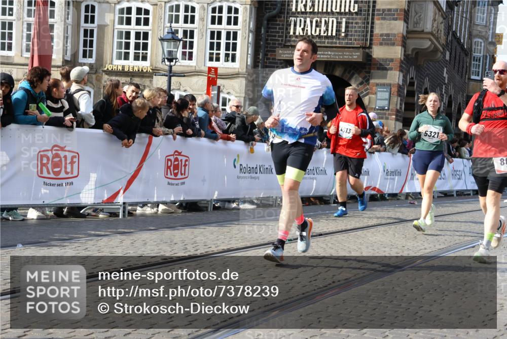 06.10.2024 - 19. swb-Marathon Bremen Strokosch-Dieckow http://msf.ph/oto/7378239 06.10.2024 14:07:49 Ziel 866, 887, 3118, 3553, 3715, 4047, 4048, 4269, 4459, 4513, 5249, 5321, 6283, 6714 meine-sportfotos.de