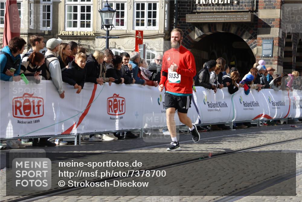 06.10.2024 - 19. swb-Marathon Bremen Strokosch-Dieckow http://msf.ph/oto/7378700 06.10.2024 14:08:30 Ziel 267, 2510, 2870, 4634, 4935, 5033, 6023 meine-sportfotos.de