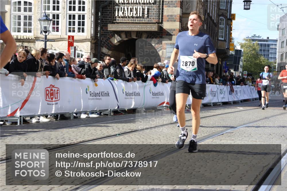 06.10.2024 - 19. swb-Marathon Bremen Strokosch-Dieckow http://msf.ph/oto/7378917 06.10.2024 14:08:44 Ziel 267, 2153, 2870, 3227, 3480, 4560, 4634, 5266, 5422, 5517, 6023 meine-sportfotos.de