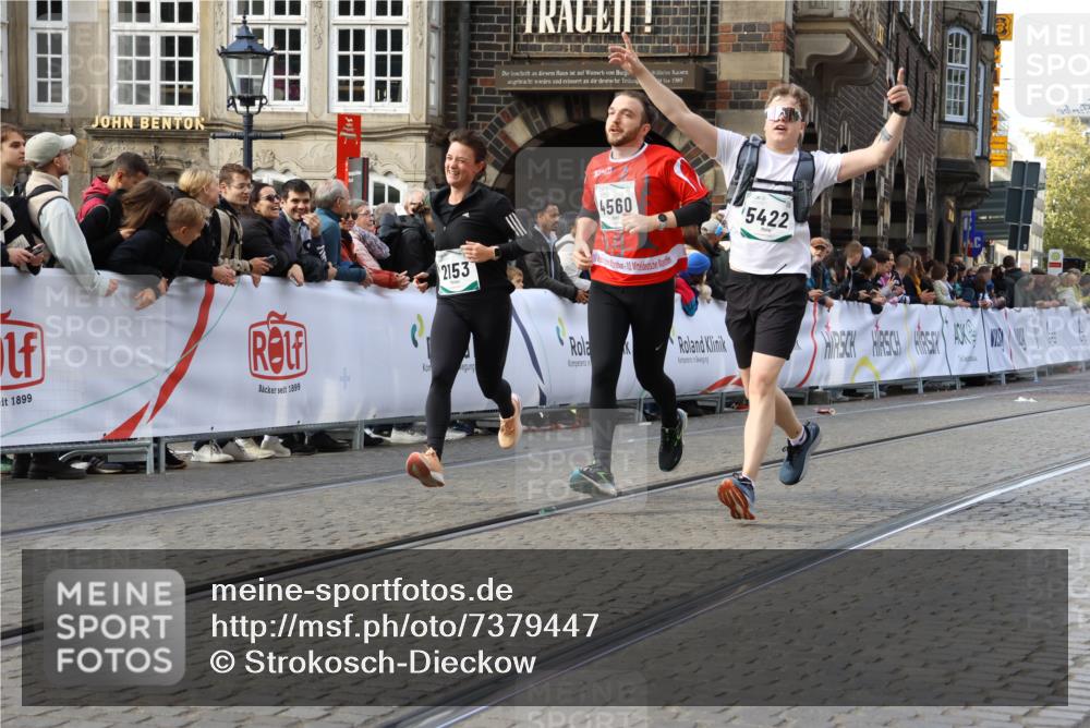 06.10.2024 - 19. swb-Marathon Bremen Strokosch-Dieckow http://msf.ph/oto/7379447 06.10.2024 14:08:56 Ziel 502, 2153, 2320, 3227, 3323, 3842, 4560, 5149, 5266, 5422, 6539 meine-sportfotos.de