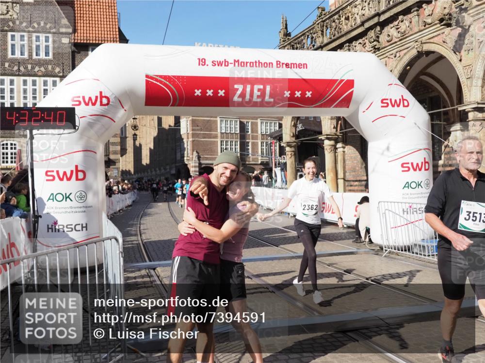 06.10.2024 - 19. swb-Marathon Bremen Luisa Fischer http://msf.ph/oto/7394591 06.10.2024 14:02:40 Ziel 2357, 2362, 3419, 3513, 3562, 3627, 4390, 4925, 5178, 6321 meine-sportfotos.de