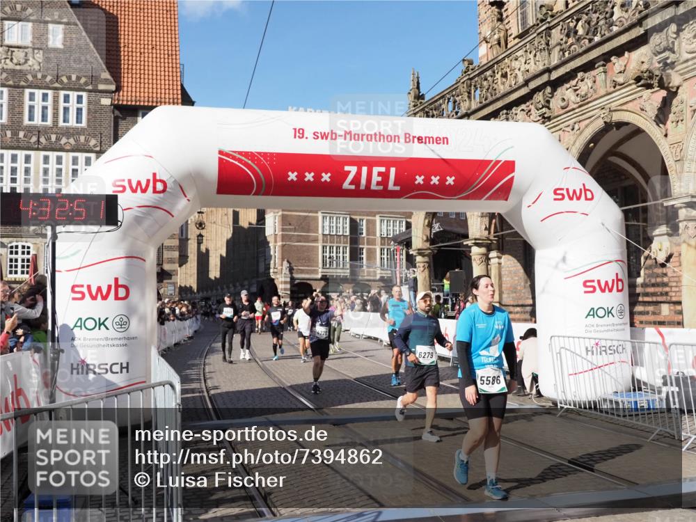 06.10.2024 - 19. swb-Marathon Bremen Luisa Fischer http://msf.ph/oto/7394862 06.10.2024 14:02:51 Ziel 152, 167, 1610, 3002, 3627, 4220, 4326, 4949, 5586, 5597, 5826, 6279, 6321 meine-sportfotos.de