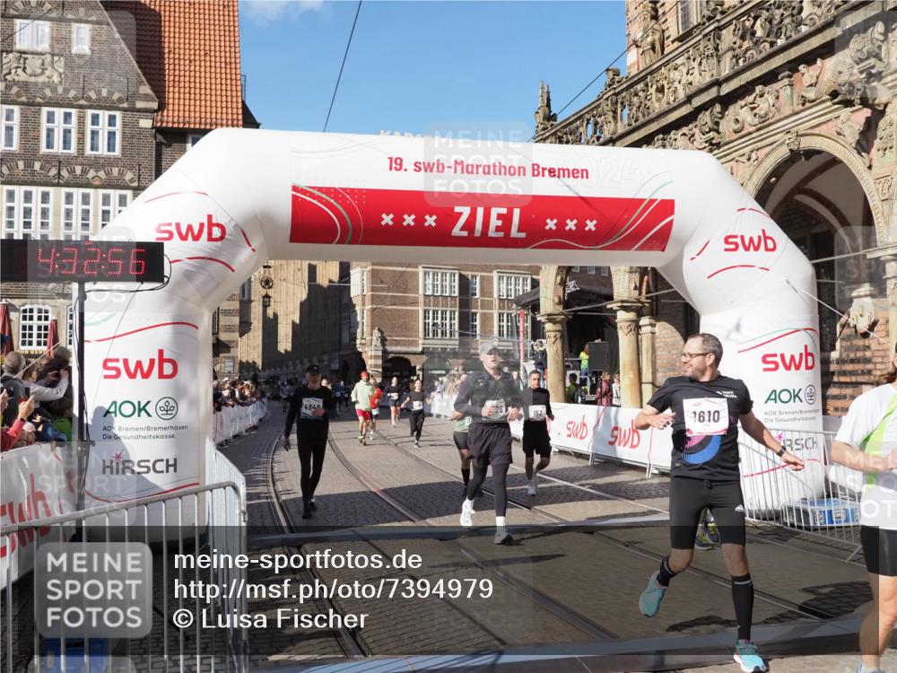 06.10.2024 - 19. swb-Marathon Bremen Luisa Fischer http://msf.ph/oto/7394979 06.10.2024 14:02:56 Ziel 119, 152, 167, 844, 1610, 3002, 4199, 4220, 4326, 4949, 5484, 5597, 5826, 6279 meine-sportfotos.de
