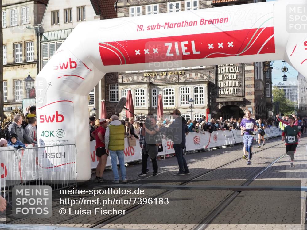 06.10.2024 - 19. swb-Marathon Bremen Luisa Fischer http://msf.ph/oto/7396183 06.10.2024 14:04:01 Ziel 196, 2186, 2896, 3134, 4287, 4639, 5046, 5089, 5479, 6645 meine-sportfotos.de
